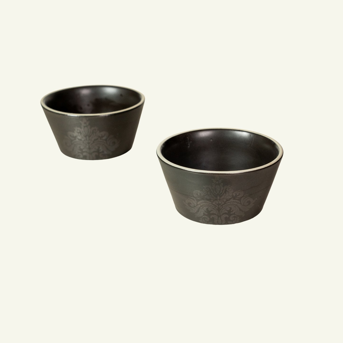 Tapered-Out Edge Single Portion Bowl