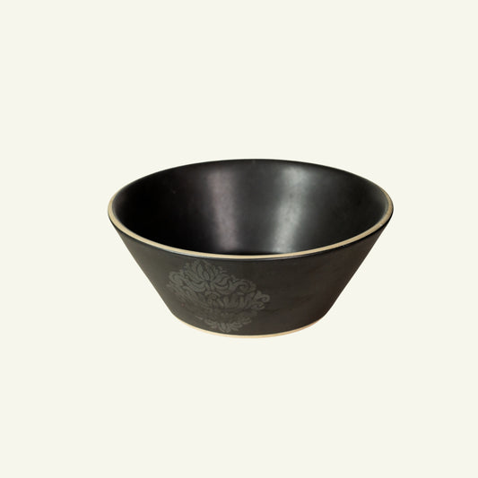 Tapered Out Edge Family Portion Bowl